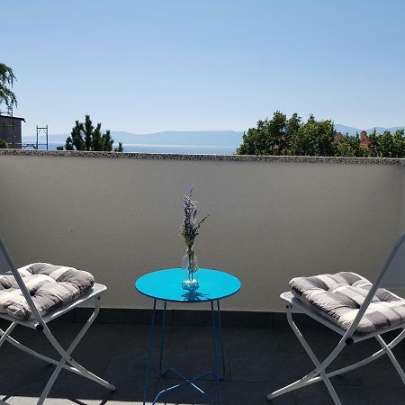 Apartment Doris Kostrena Esterno foto